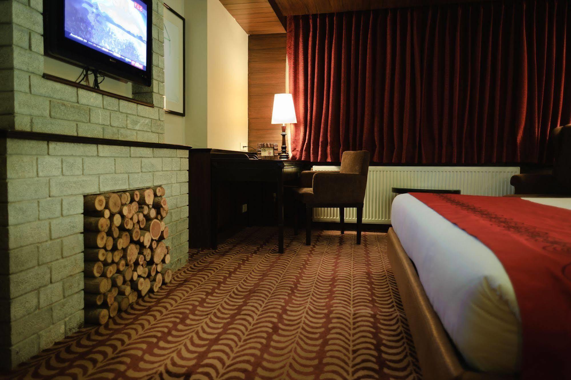 The Vintage Gulmarg Hotel Екстериор снимка